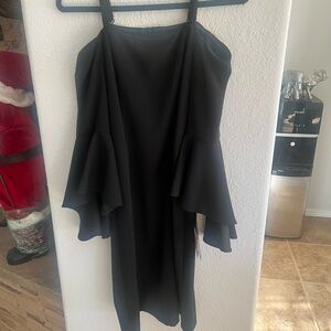 R&M Richards size 8 newer tags, black off the shoulders holiday dress
